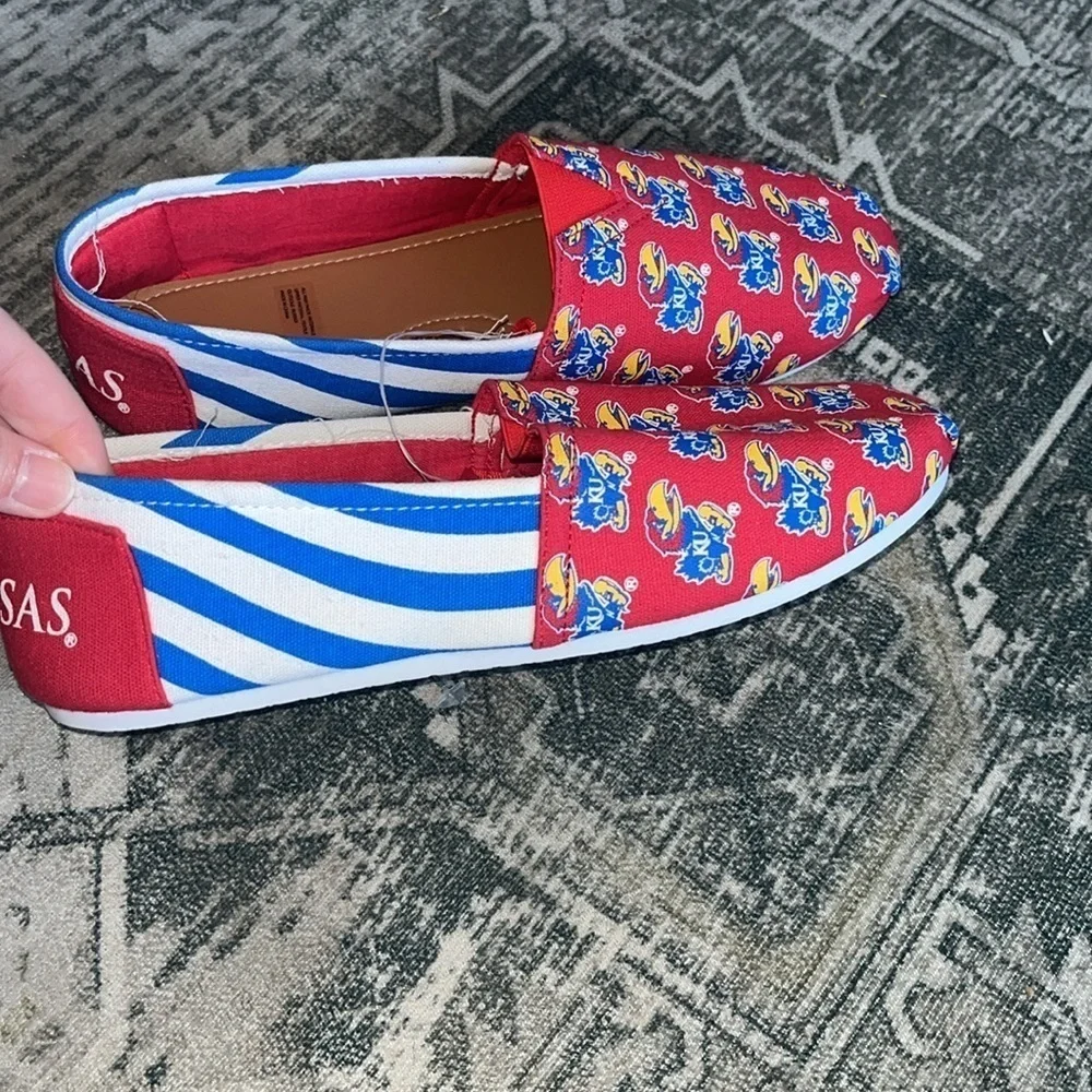 FOCO Kansas Jayhawks Womens Stripe Canvas Shoe size small US 7